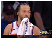 爱游戏APP-步行者球员遭遇伤病困扰，状态下滑的简单介绍