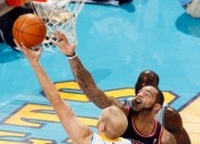 爱游戏大厅-公牛客场横扫黄蜂，稳固东部排名的简单介绍