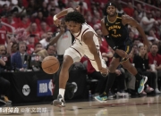 爱游戏在线-火箭淘汰步行者实现翻盘