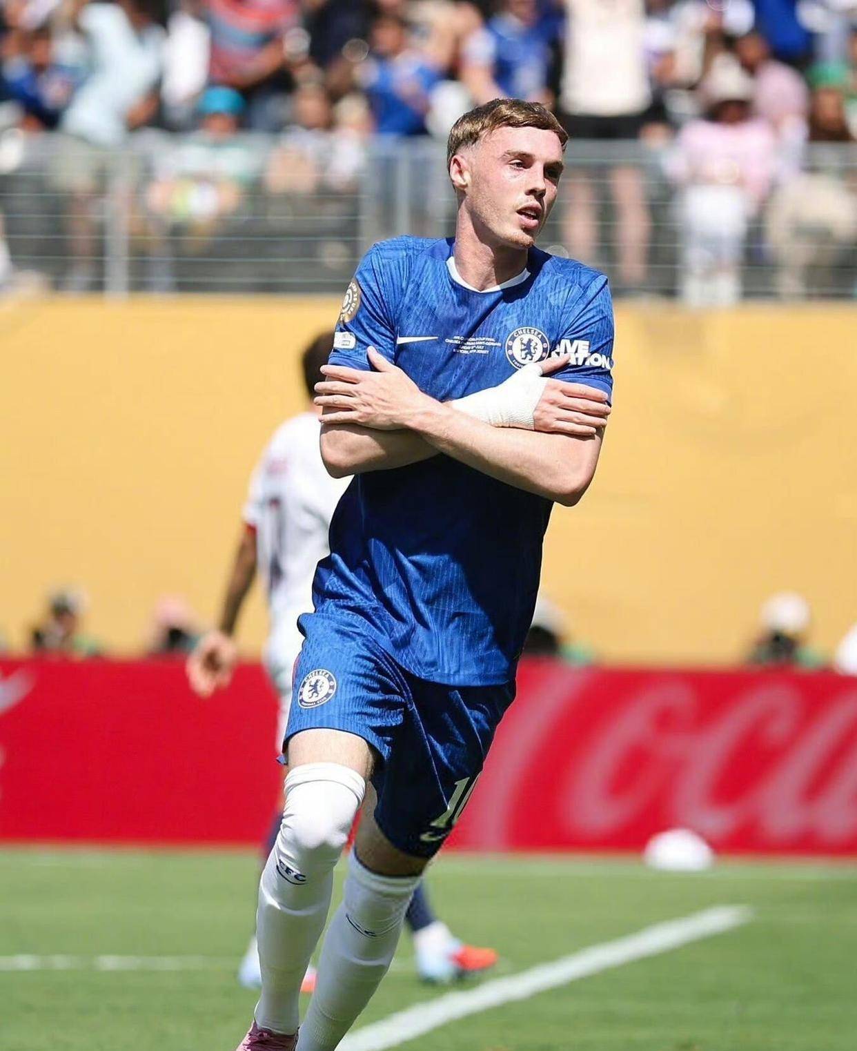 巴黎圣日耳曼球星因伤缺席关键比赛