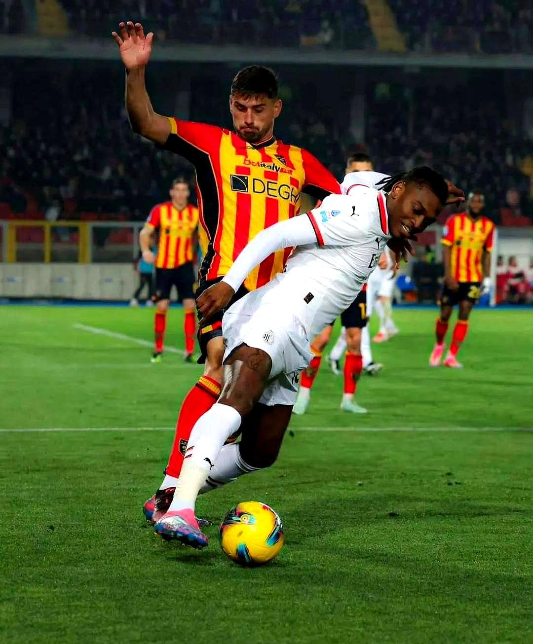 AC米兰客场抢分，保持前四席位的简单介绍