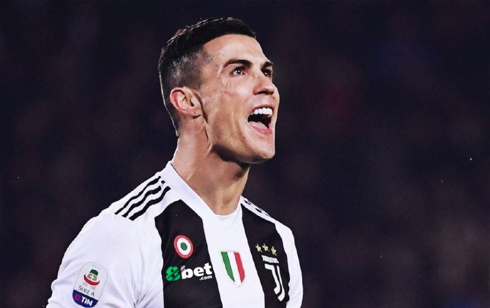 尤文图斯战胜那不勒斯，C罗再次展示绝佳状态