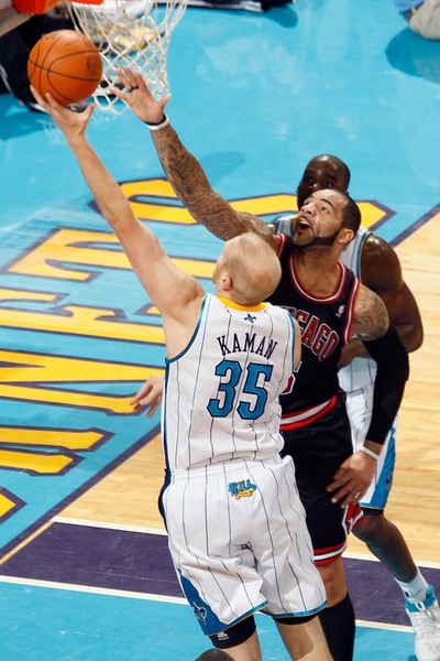 公牛客场横扫黄蜂，稳固东部排名的简单介绍