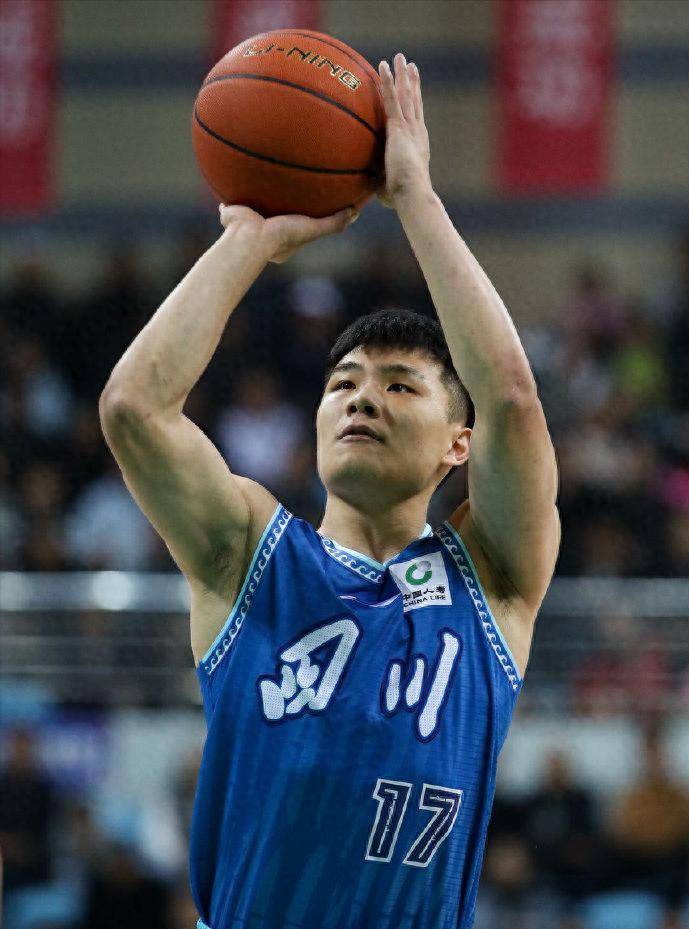 四川男篮以小分胜出，继续前进