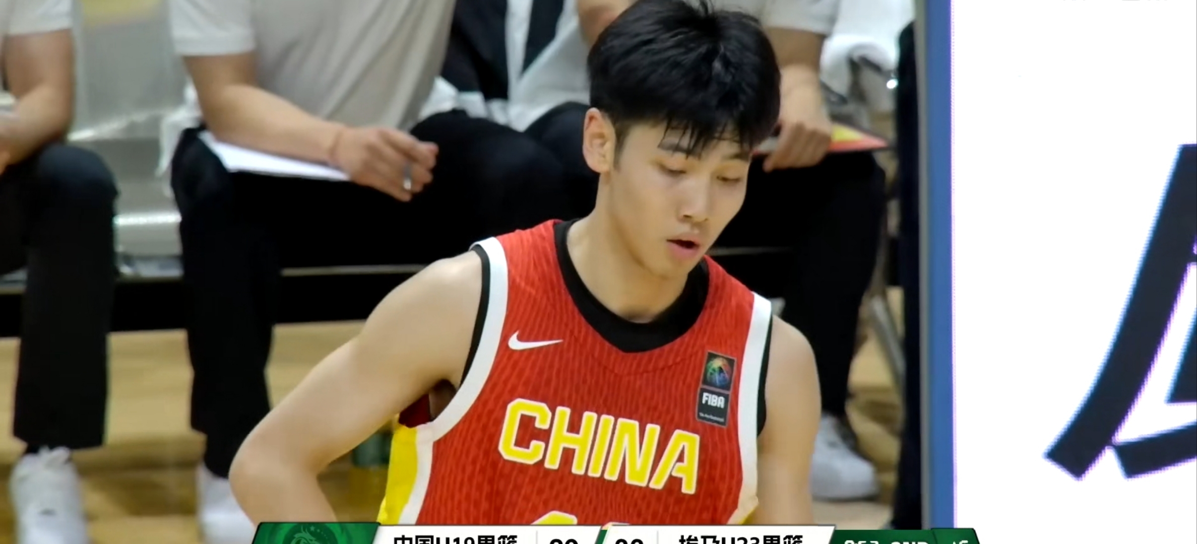 四川男篮以小分胜出，继续前进