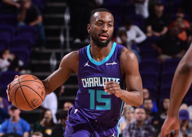 关于黄蜂逆转魔术取得胜利的信息