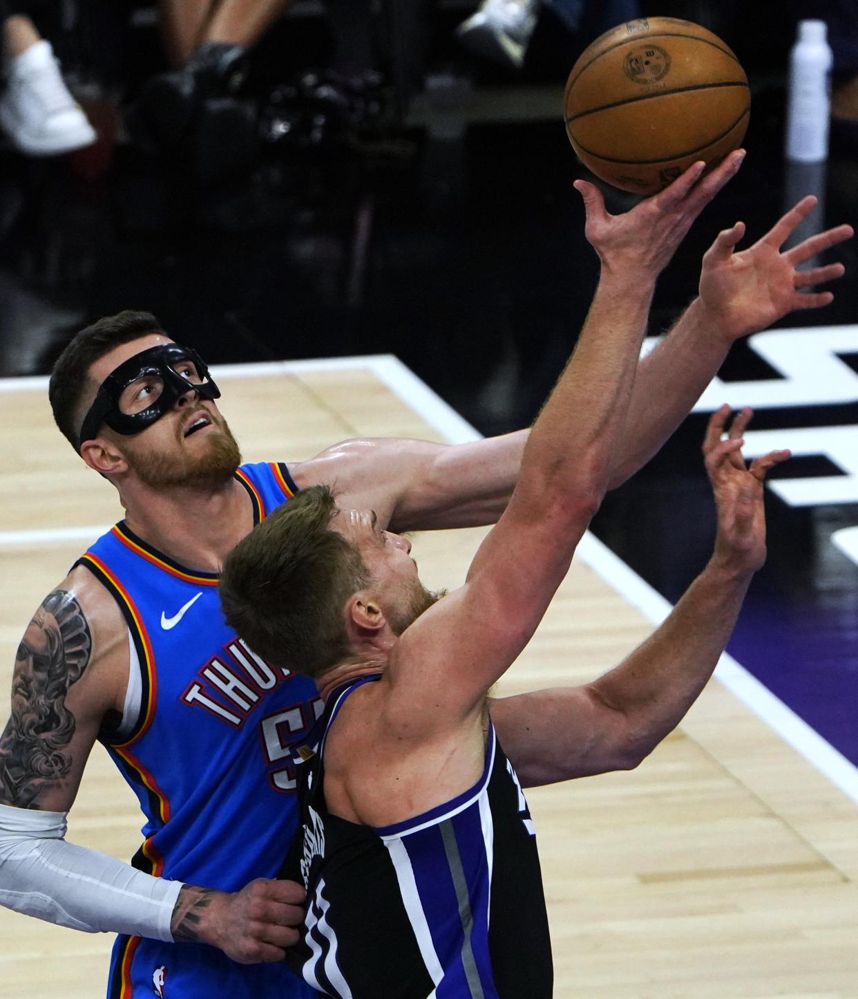 篮网队擒下雷霆取得连胜