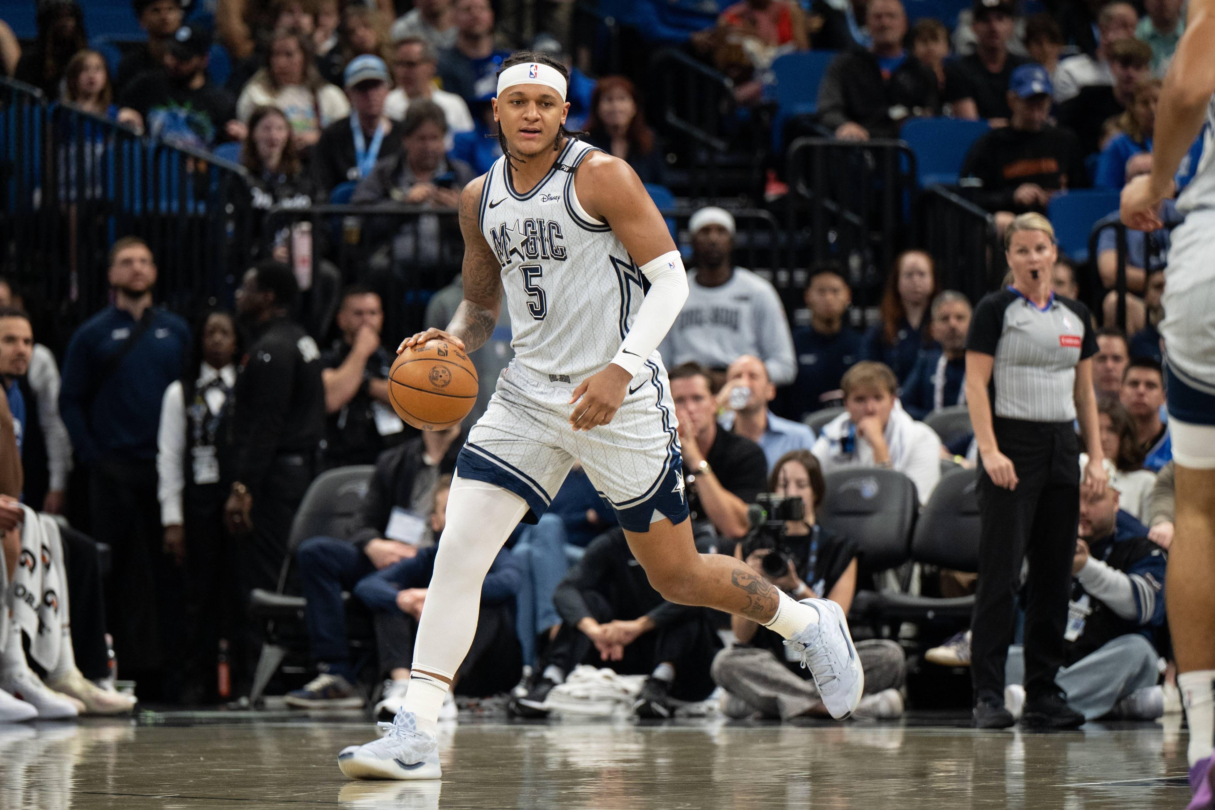 凯尔特人大胜魔术，蜂