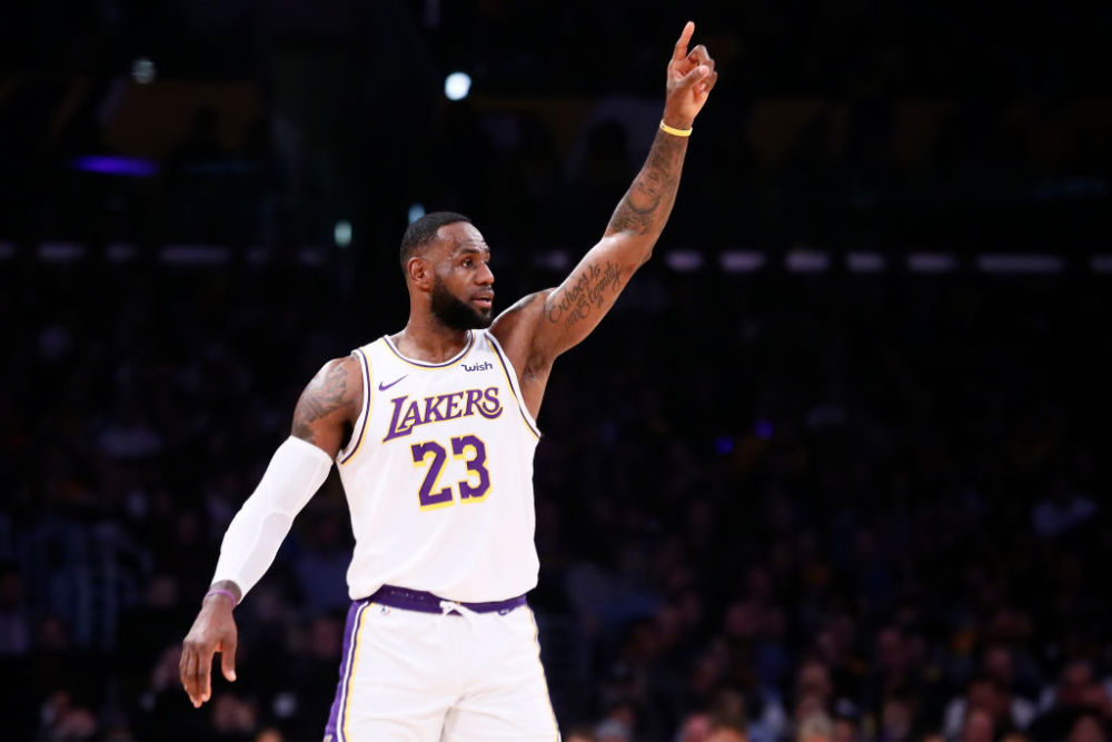 鹈鹕大胜骑士，迎来四连胜的简单介绍