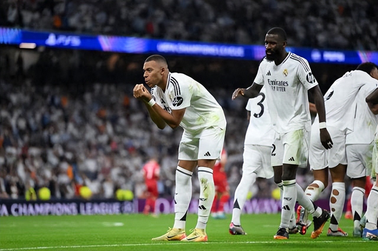 关于摩洛哥轻取西班牙，本泽马制霸全场的信息