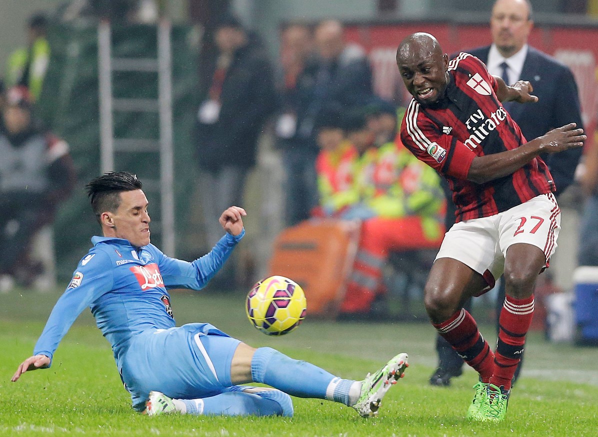 希腊完胜那不勒斯，哈兰德状态火热